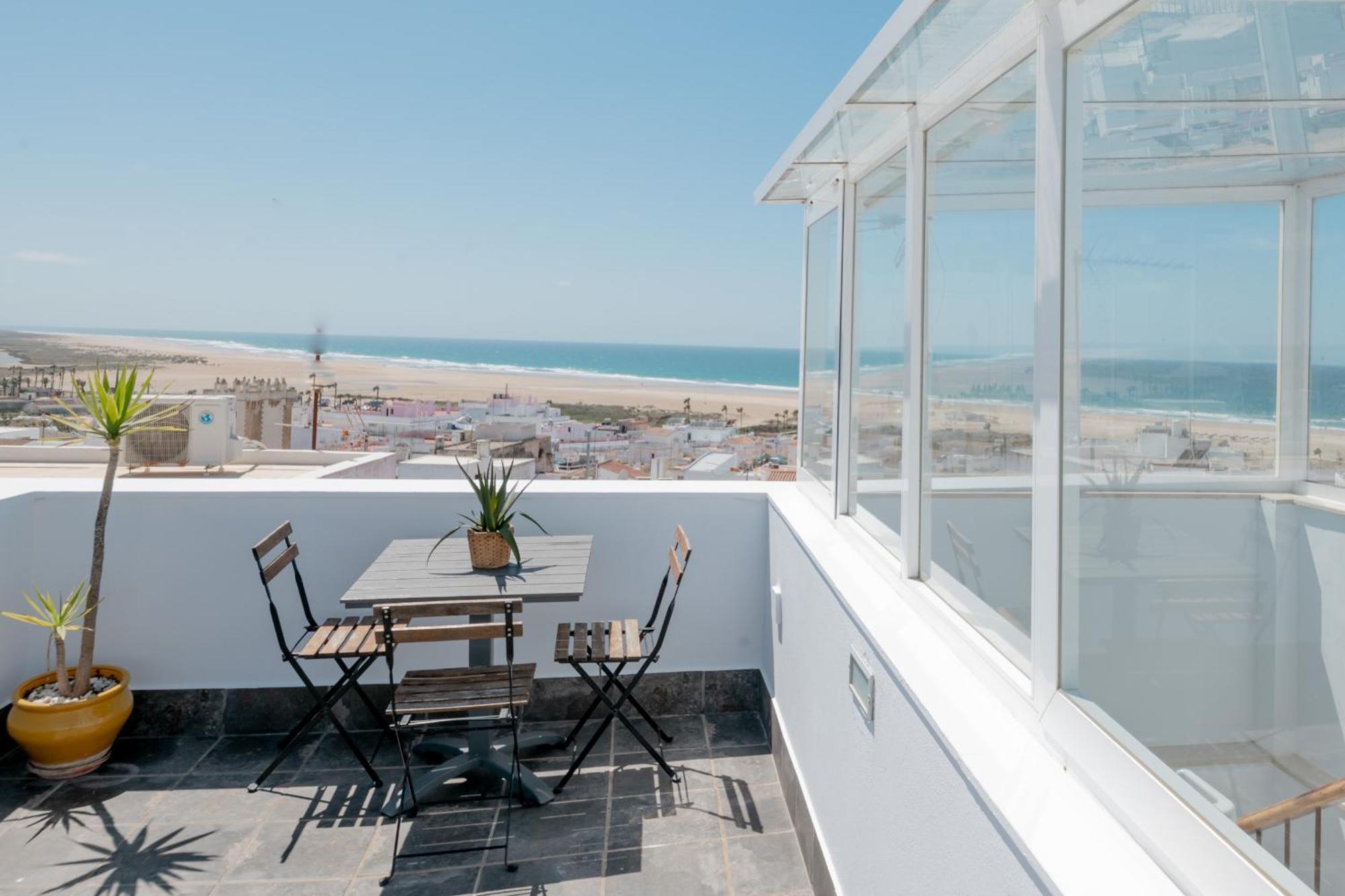 Apartamentos La Vista Conil De La Frontera Luaran gambar