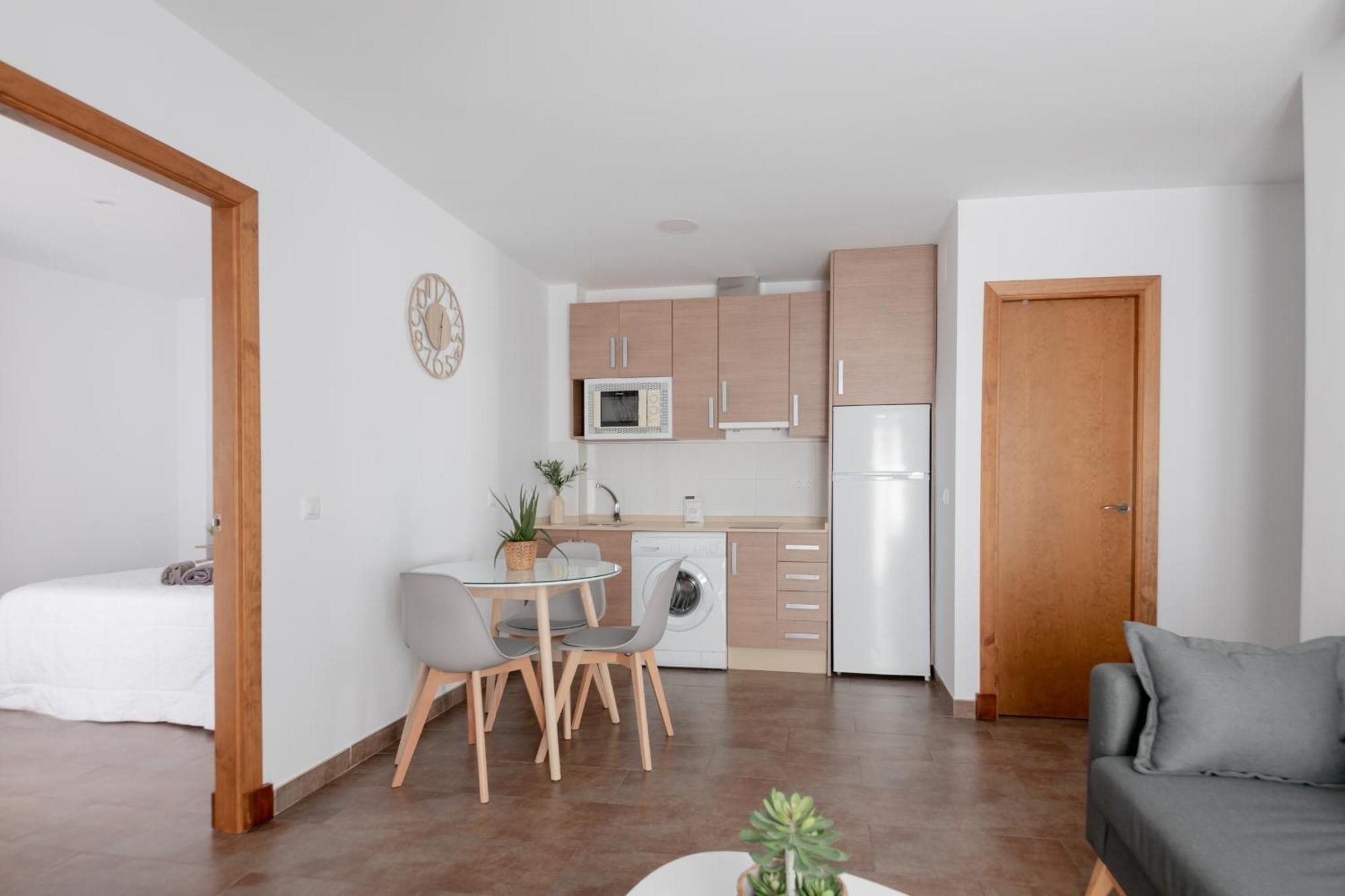 Apartamentos La Vista Conil De La Frontera Luaran gambar