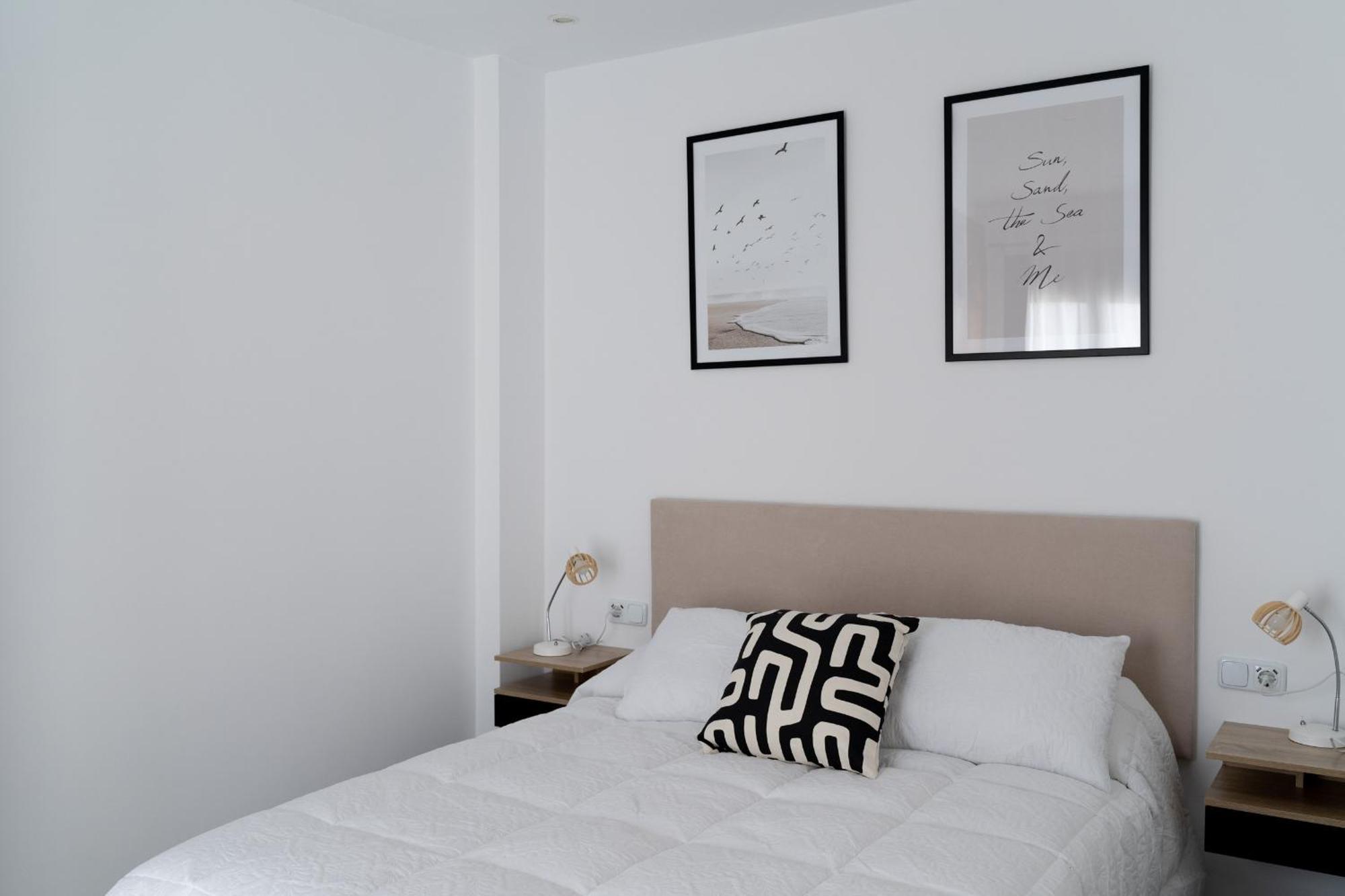 Apartamentos La Vista Conil De La Frontera Luaran gambar